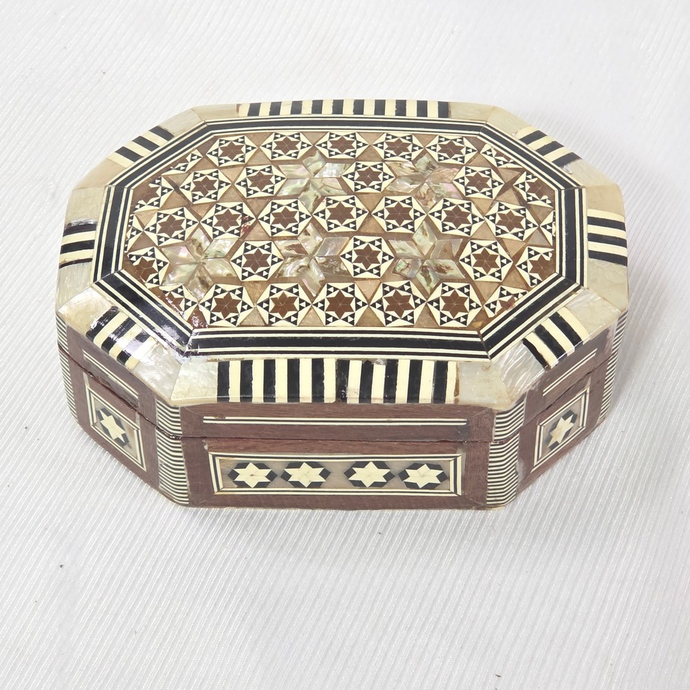 VTG Egyptian Moroccan Mother Pearl Inlay Wood Trinket Box Star 5.4x3.6" 9oz EUC